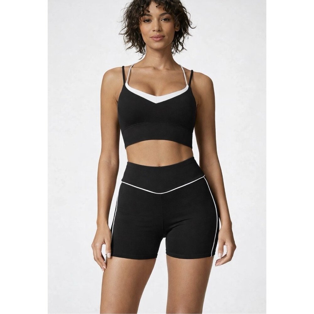 Berlook Activewear Sports Bra Natural Waist Sports Shorts S SET White Black NEW